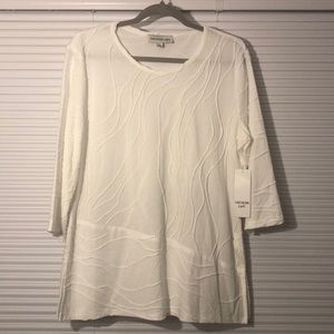 NWT White Top